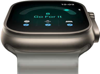„Apple Watch Ultra 4“, titano korpusas, natūrali spalva, pasirengimo įvertinimas 8, dešinė pusė iš išorės, „Digital Crown“, iškilęs šoninis mygtukas, permatomai pilkas „Ocean Band“ dirželis