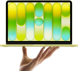 MacBook Neo, Citrusinė spalvos, laikomas ant ištiestos rankos pirštų galiukų, ekrane matomas spalvingas abstraktus raštas